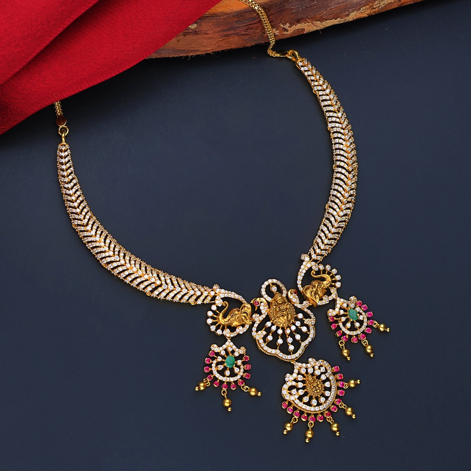 FANCY STONE NECKLACE